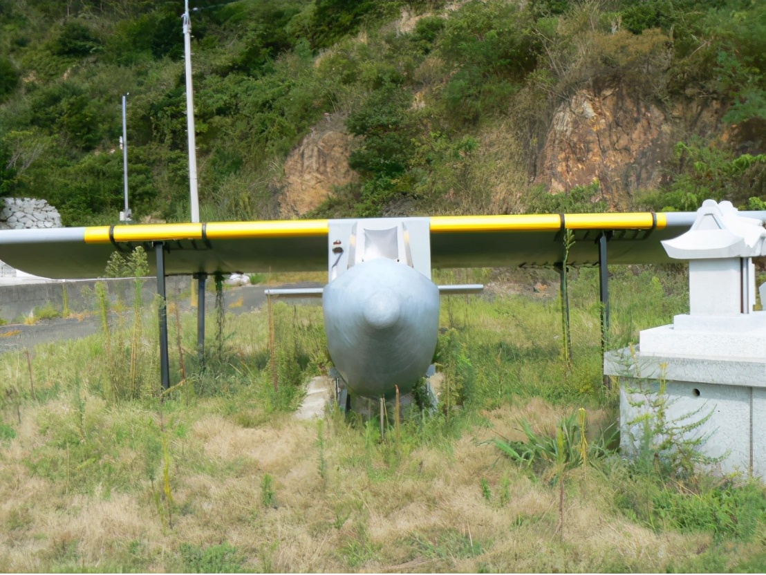 瘋狂的末日科技 神龍 滑翔特攻機 資訊咖