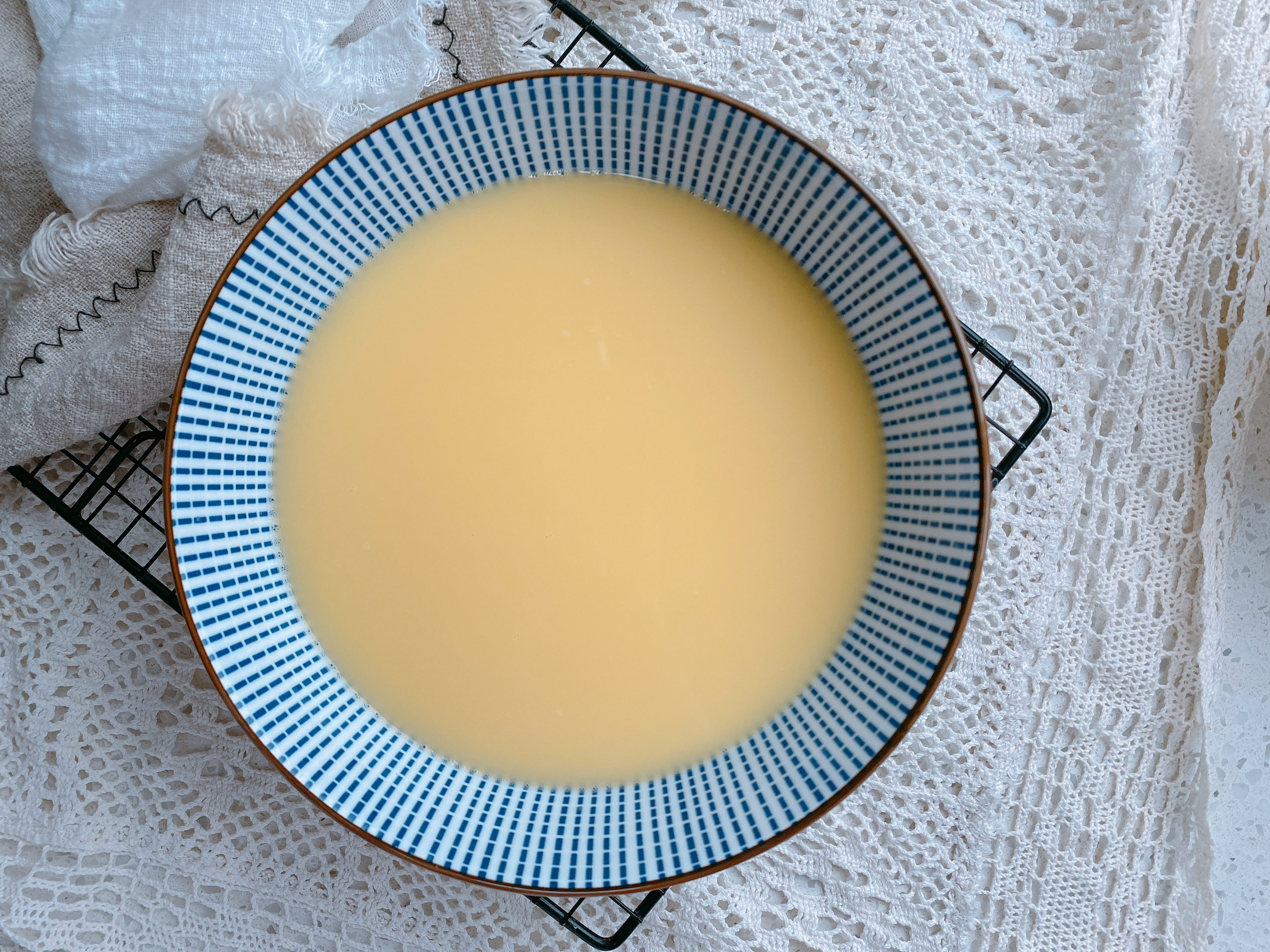 蒸蛋總失敗，牢記“4忌2放”，蒸好的蛋羹又滑又嫩，好吃到犯規