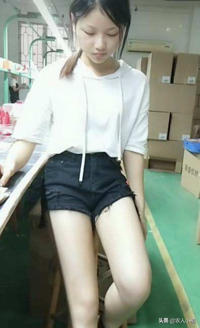 老板说你们再不努力工作，就让你们去深圳做三和大神了