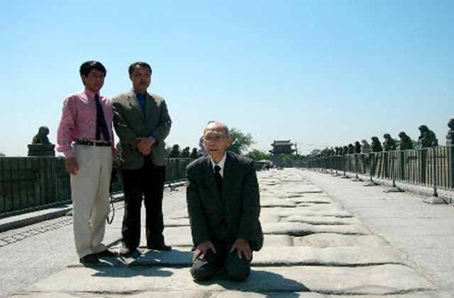 日本老兵来华赎罪，求见一名女子，自称：为了她，我打仗都放空枪