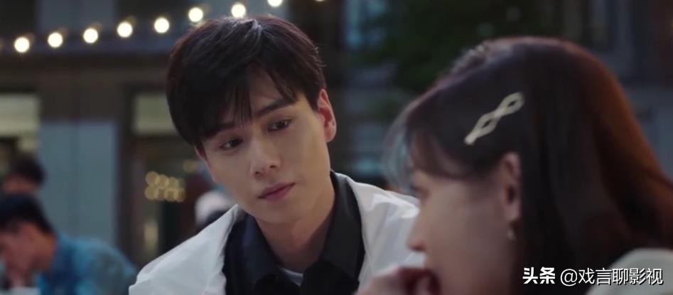 Hu Yitian Li Yitong performs melting sister younger brother to love, costar king installs eaves acting to win support, give a group successfully