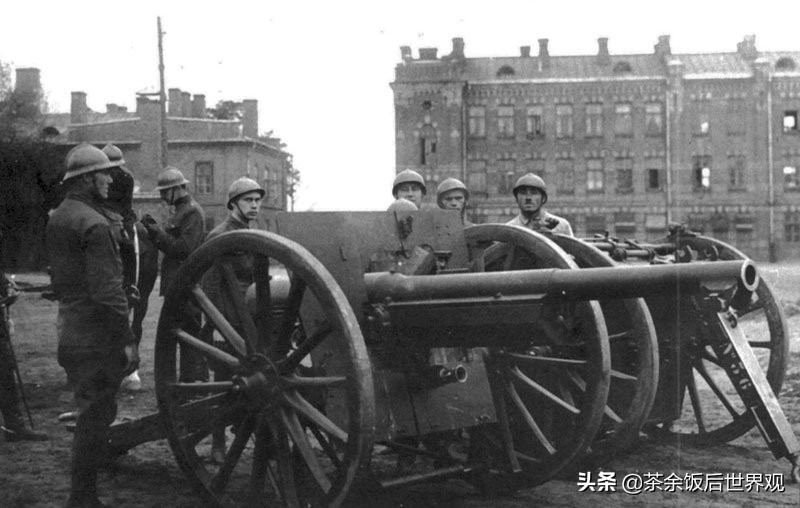 法国为何总是战败？世界最强步枪、野炮和伞兵，百年里先后扑街