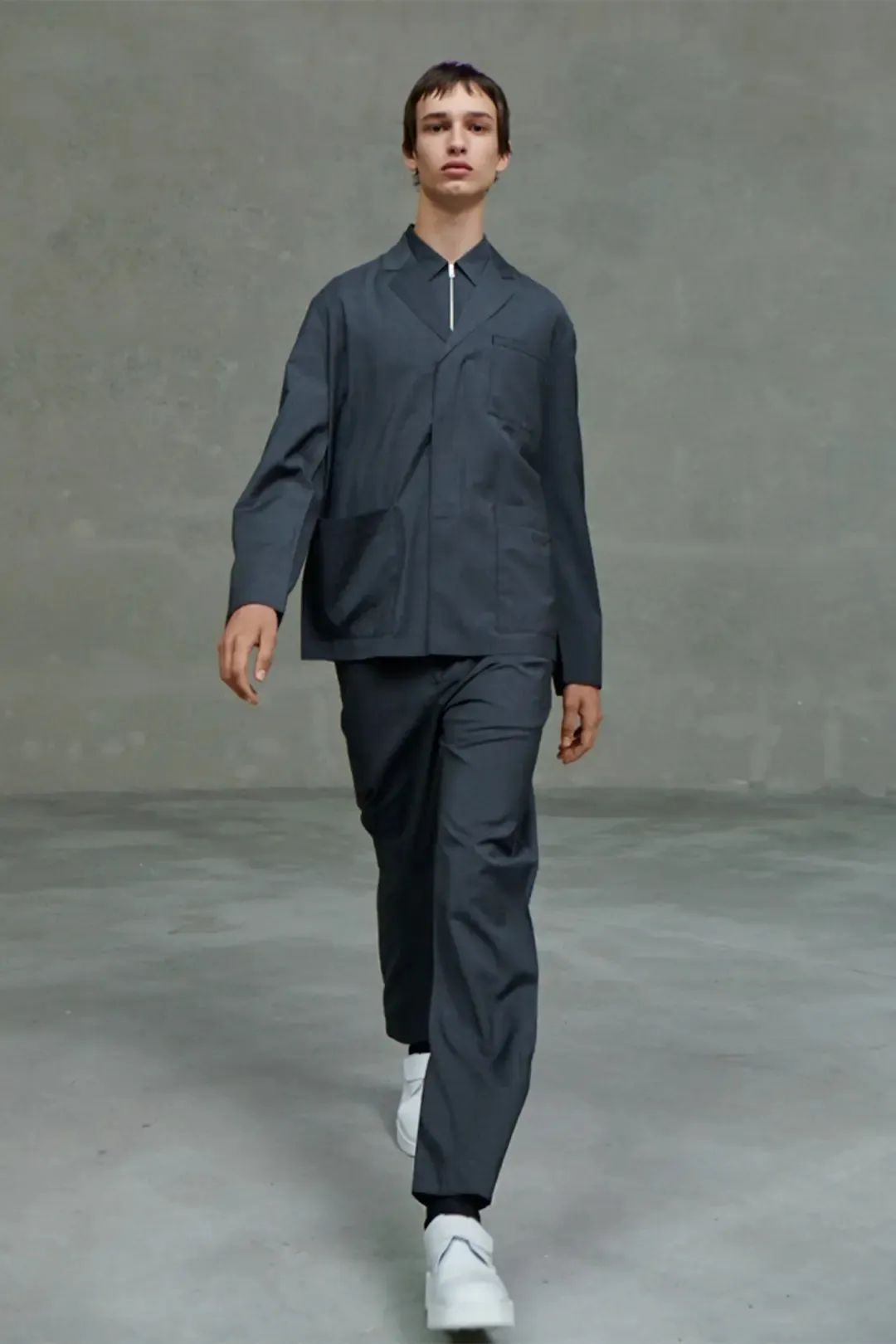 Prada 2021春夏多重视角未演之秀