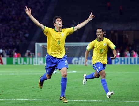 2006世界杯巴西阵容名单(06年德国世界杯的巴西，虽然拥有四大天王，但还是没有卫冕成功)