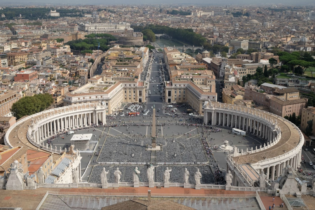 梵蒂冈面积仅为0.44平方公里,比故宫还小,这是一个怎样的国家?