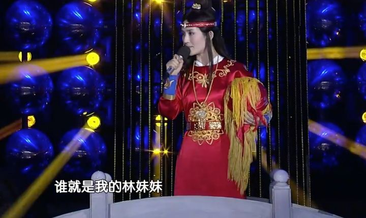 孙坚—娱乐圈的女装大佬，“出门不戴假睫毛都觉得妆过于素了！”