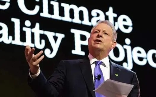 曬曬太陽也要交稅？女子宣布將太陽“私有化”，聯合國已經同意了