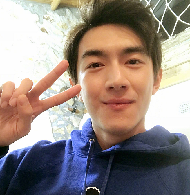 林更新否认出演《默读》，5G速度辟谣逗乐网友，配图够好笑