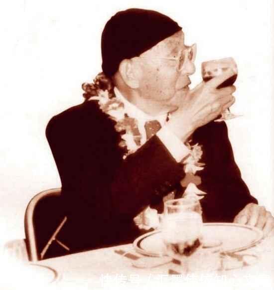 2018年，104岁植物学家古德尔赴瑞士寻求安乐死，长寿为何不美好
