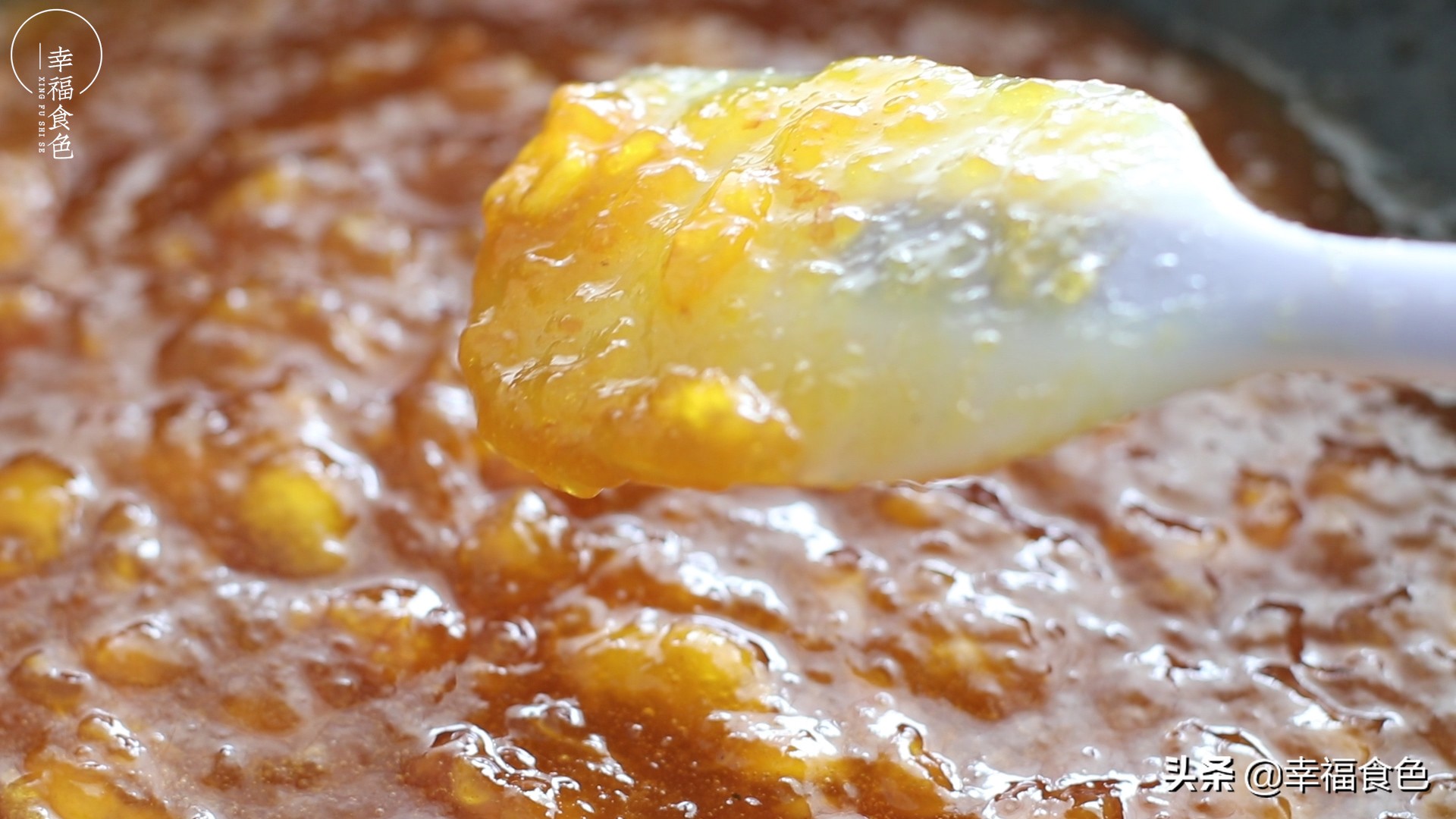 教你在家自制枇杷膏，天然工序小火慢熬，清爽润甜喝不够