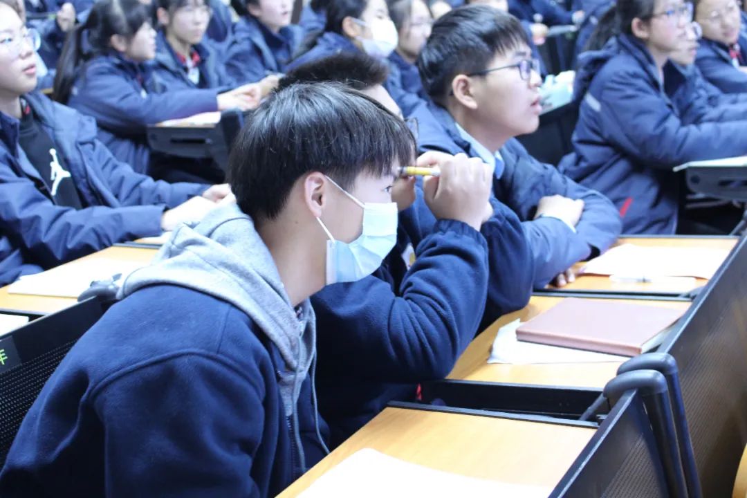 张家港外国语学校国际文化艺术节——语奥走进神秘的非洲