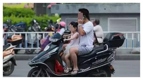 电动车“寒冬”降临，后座不能载12岁以上孩子，