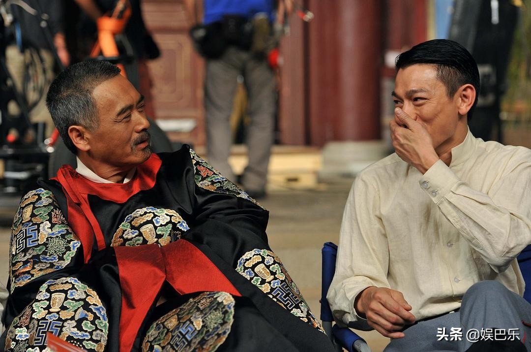 同为影坛巨星，刘德华和周润发合作，为何刘德