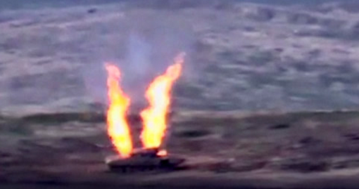 亚美尼亚阿塞拜疆全线开火，中亚“火药桶”又被引燃了