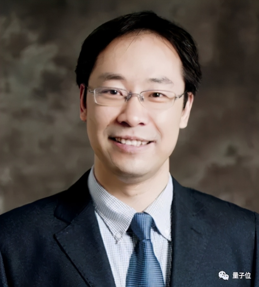 清華教授沈向洋：創(chuàng)新就要做到極致，用開源的方式培養(yǎng)未來(lái)工程師
