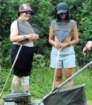 British couples like to walk around naked at home and outdoors, saying