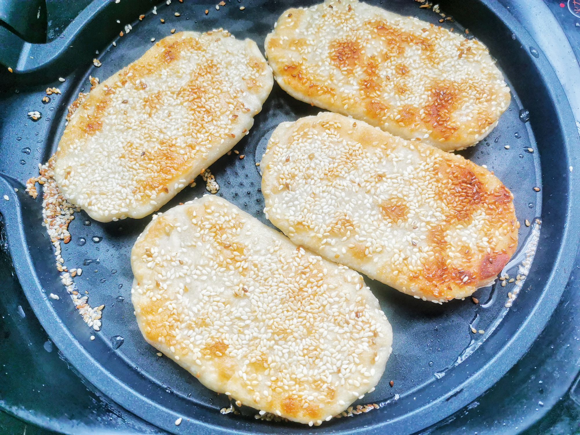 一块五一个，日售2000个，芝麻烧饼详细配方告诉你，不需要烤箱