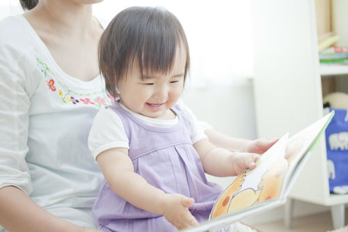 研究發現：寶寶智力發育不能靠閱讀，有種被忽視的行為更有幫助
