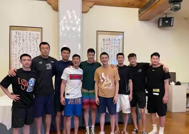 周琦再上诉恐无球可打，贺天举无奈离开，丁彦雨航回归出现新障碍