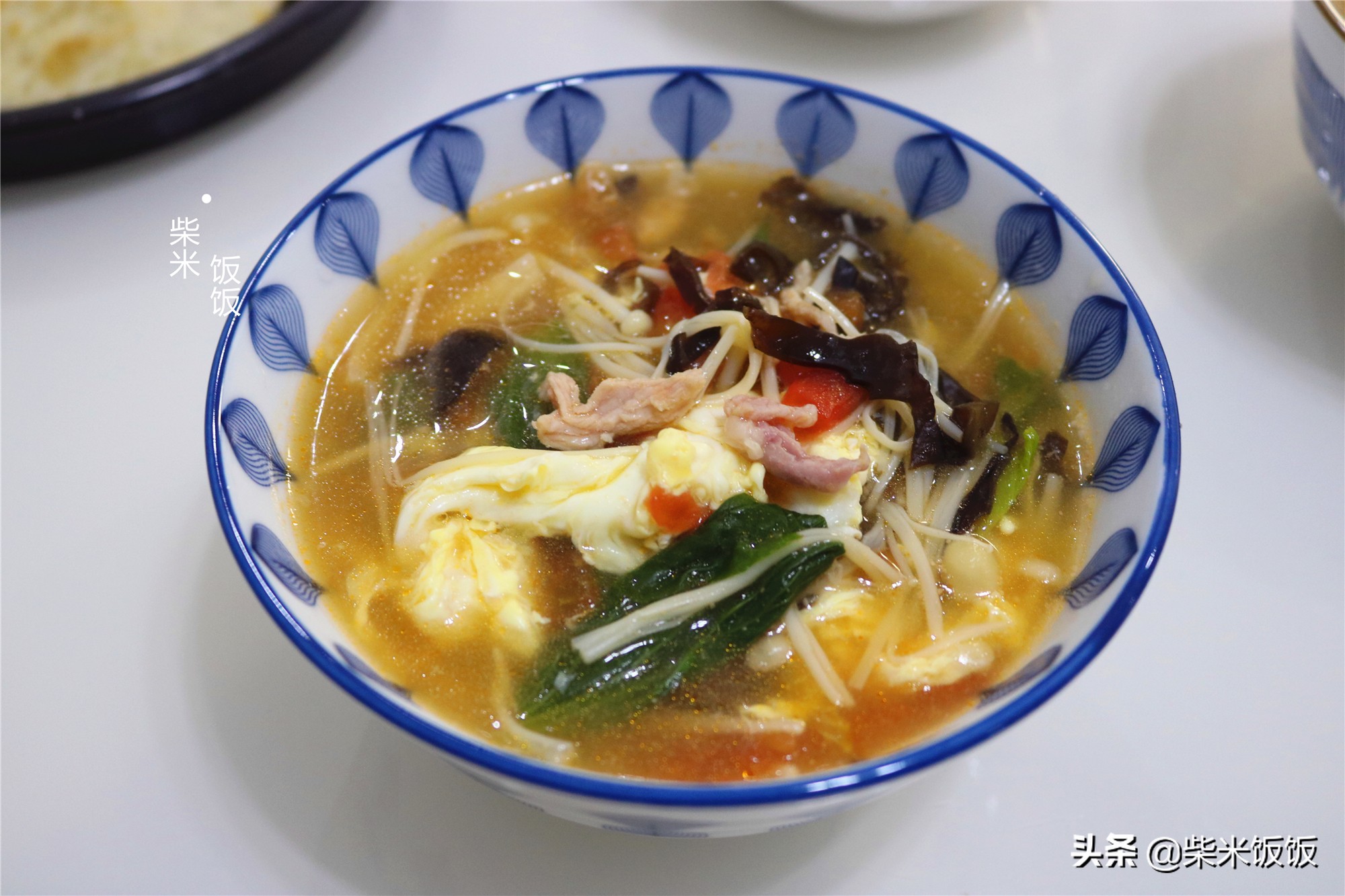 三伏天，用这些食材来煮汤，营养丰富不油腻，晚餐吃最合适