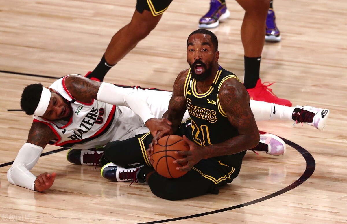 NBA球星来到cba打球是什么体验：看JR在 CBA 赛场的那些表现