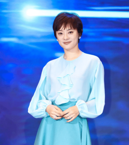 怪不得现在都喜欢会打扮的，当四大花旦同框，