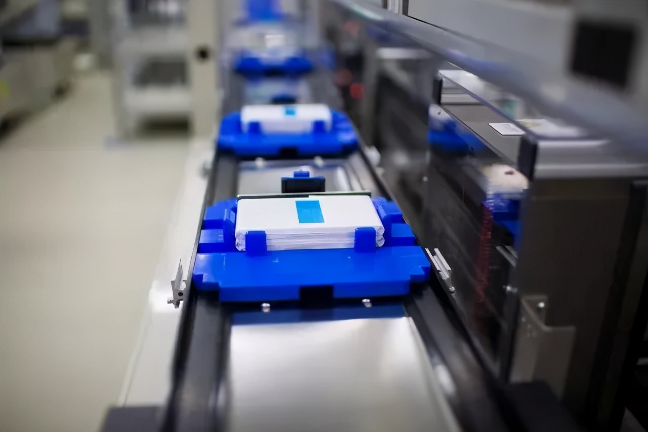 豪掷290亿元 宁德时代再度扩张产能