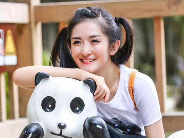 被张雨绮轻易“代替”的谢娜：这时代，没有谁不可取代