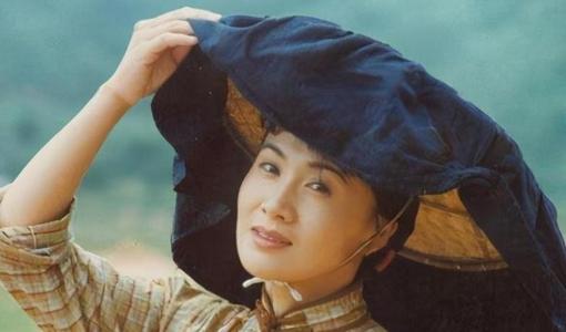 李媛媛：39岁为生子放弃治疗癌症，41岁因病离世，丈夫再未另娶