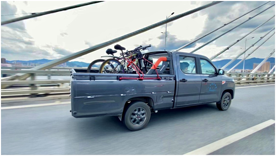 工作生活两不误，巨大货厢比SUV更实用，五菱征途创业利器