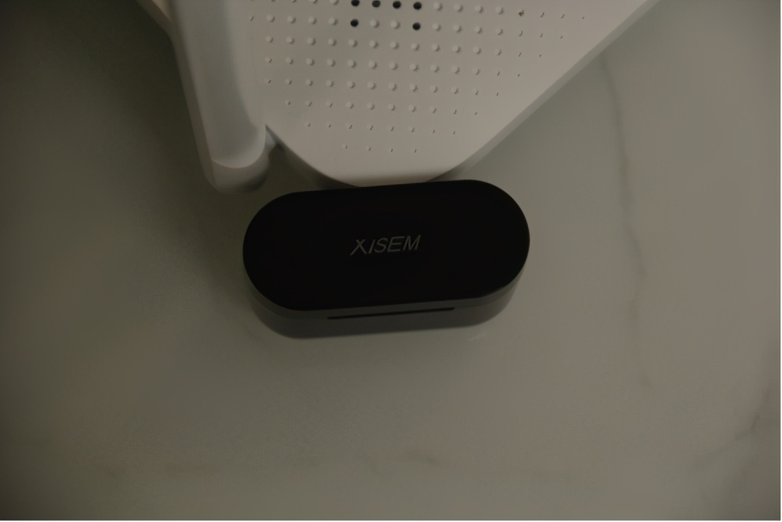 关键词：轻巧、便宜、高端！XISEM-ASN真无线耳机简评