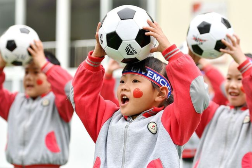 上公立和上私立的孩子，有啥不同？幼儿园老师直言：两者差距明显
