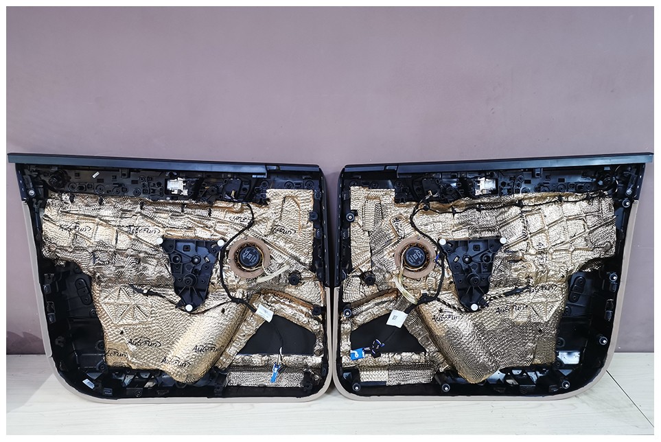 原位換裝三分頻加純碳纖超低音 保時捷卡宴精致改裝出靚聲