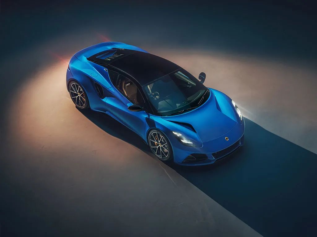 路特斯和AMG强强联手，带来品牌最后一款纯燃油车