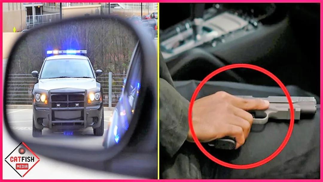Why do the American police first touch the bottom of the car after stopping  the car? - iNEWS