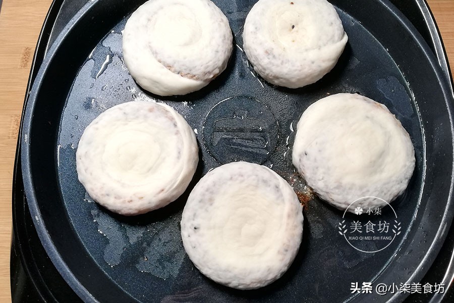 圖片[18]-一碗面粉 2把花生米 教你做花生酥燒餅 外酥里軟 5分鐘就出鍋-起舞食譜網