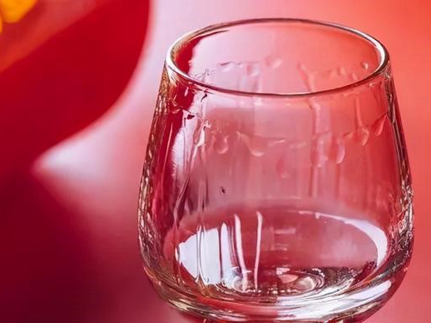 Buy liquor, the more expensive the better?Remember these "3 points", no