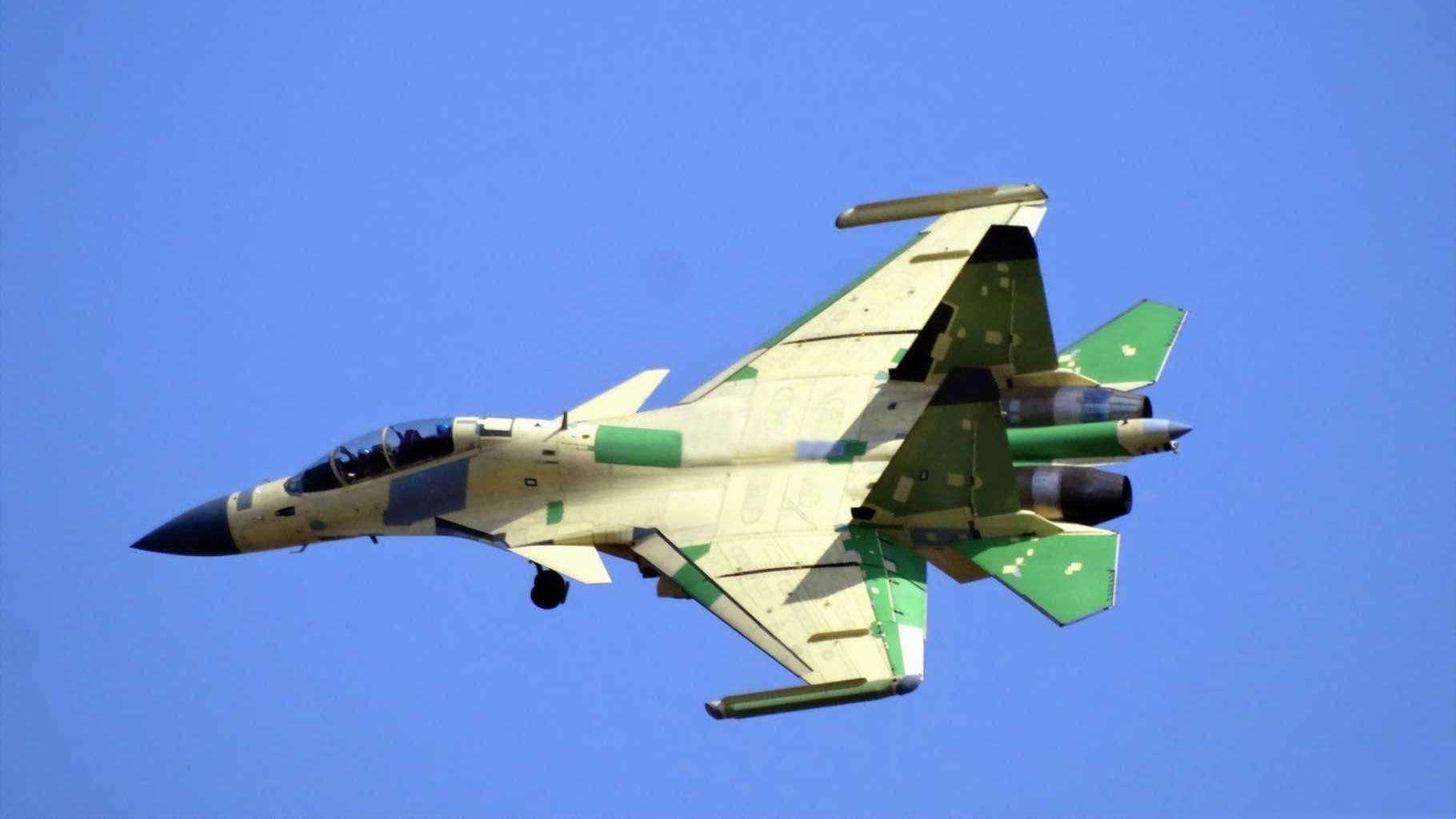 成飞曝光双座歼20，世界首款双座型五代机，将用