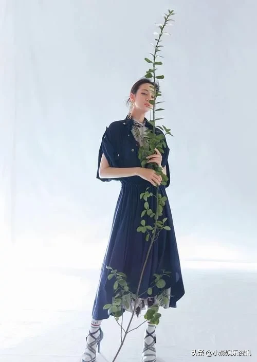 迪丽热巴的“丝袜腿”不是一般人能拥有，难怪那么多人喜欢她