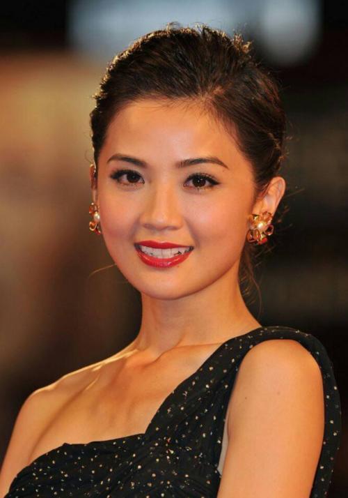 Sexy and beautiful actress-Charlene Choi 