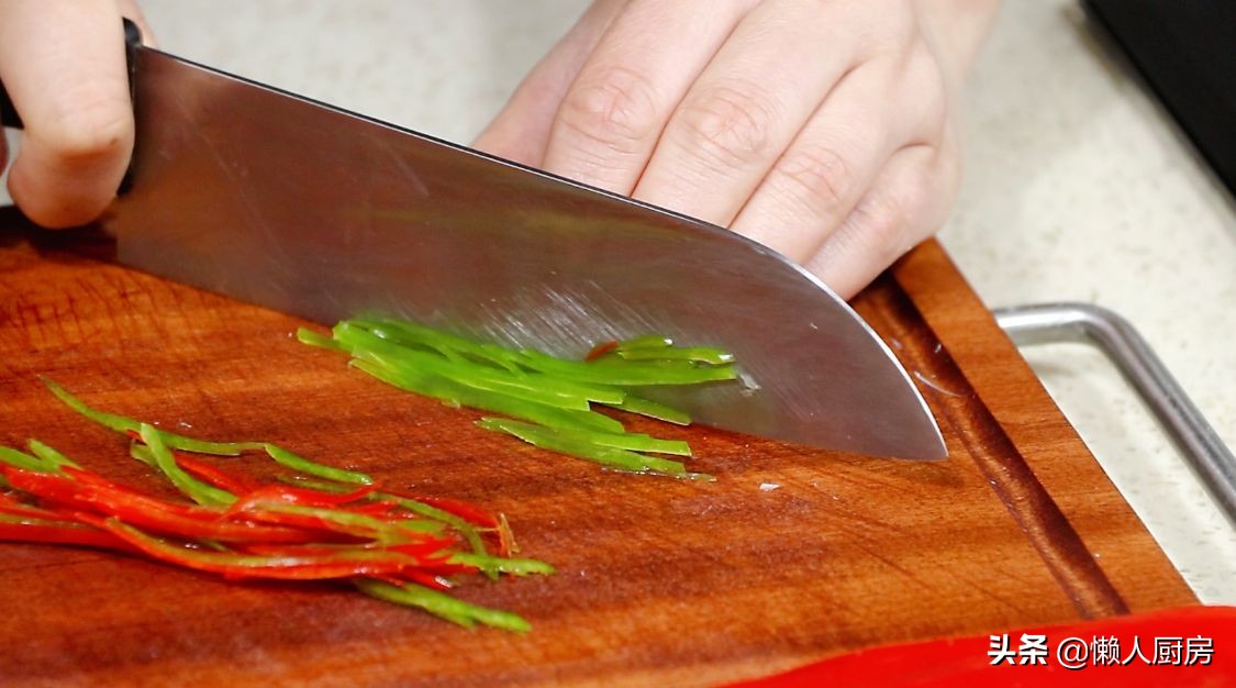 蒸雞蛋，別只會用老一套，加點它們，雞蛋又嫩又滑，擺盤又好看