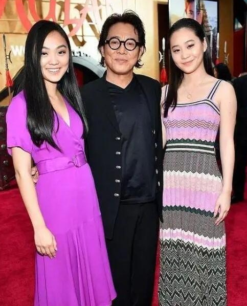 李连杰小女儿长大了！罕见晒照走妩媚风，曝光豪宅内景从小被富养