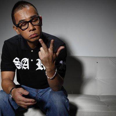 从贫民窟爬出来的陈小春，成名后为何不去找被