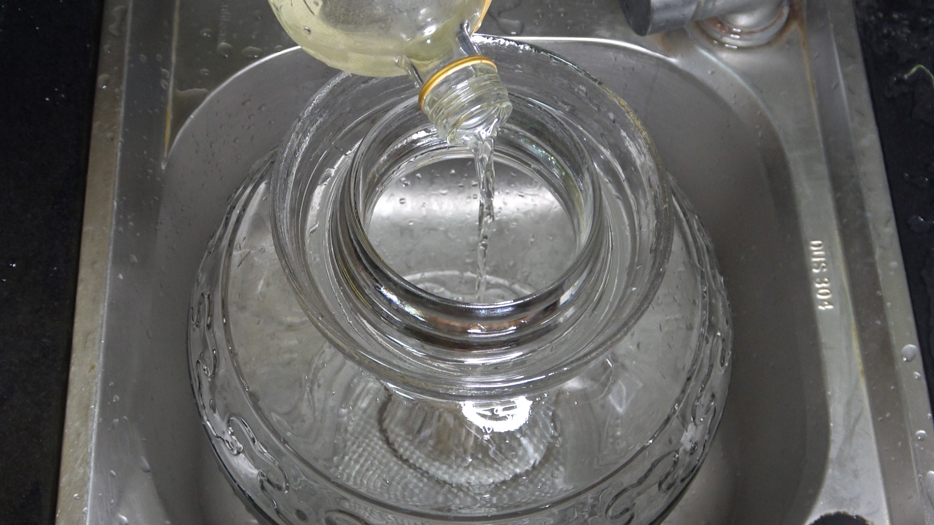 泡酸菜別只加鹽，30年老方法告訴你，又酸又脆，放一年不會壞