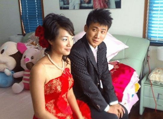 24岁闪婚闪离到36岁卑微付出，曾经的“浙江一姐