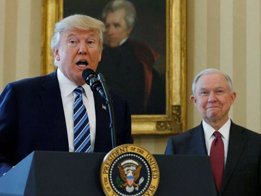 特朗普一家開始還手了！ 伊万卡回應被美檢方傳喚，美總統炮轟司法部長