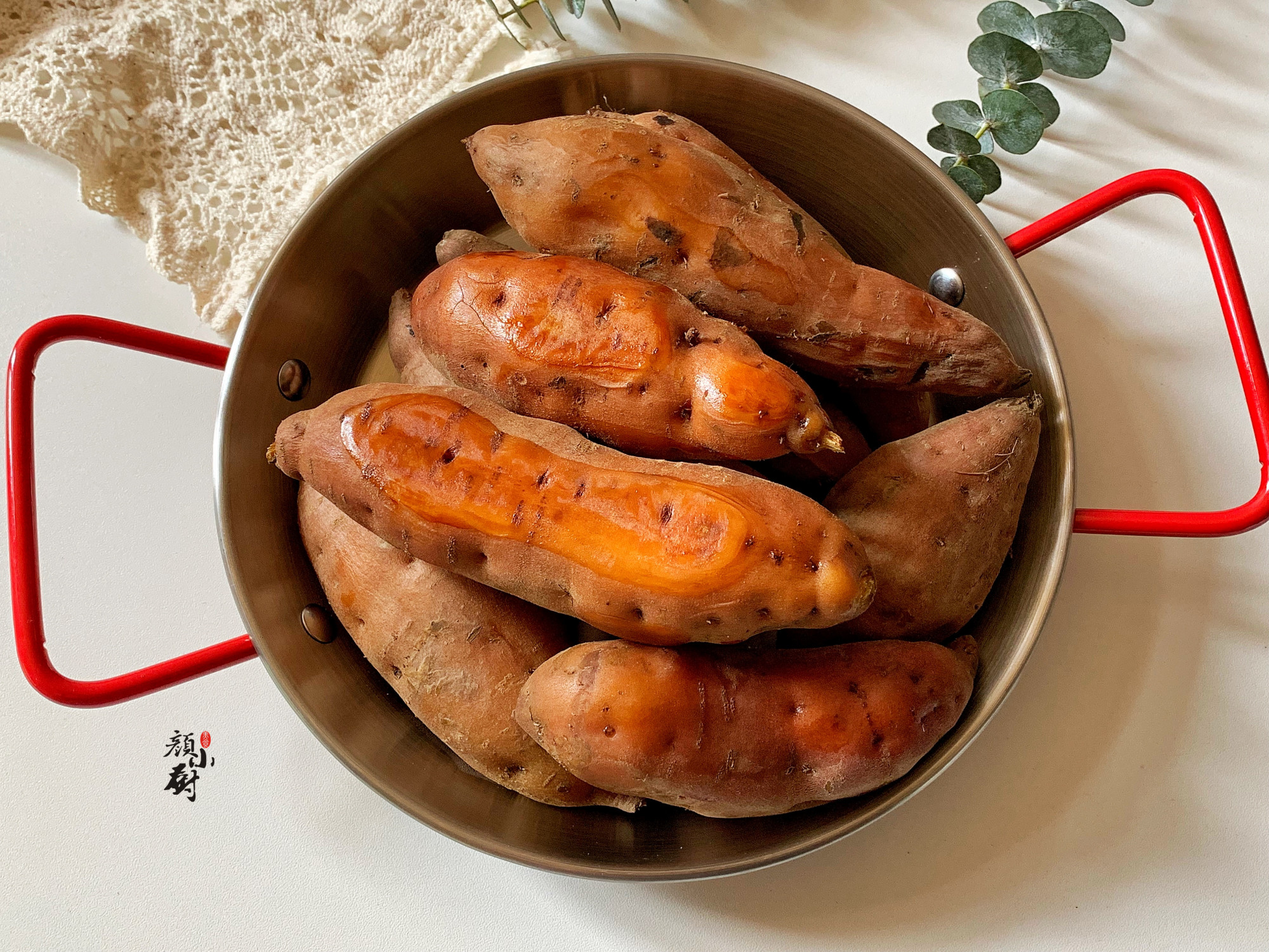 電飯鍋烤紅薯，懶人做法，簡單一做就吃到，香甜流油的烤紅薯
