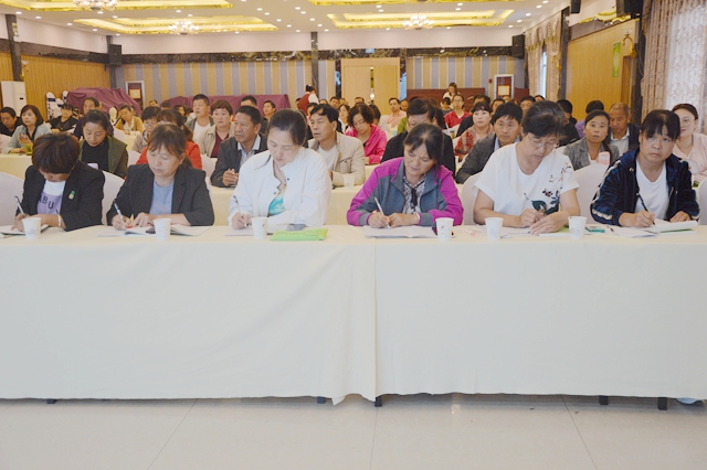 潼关县举办2020年度基层医生中医药知识技能培训会活动