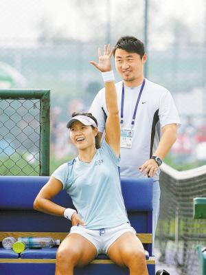 改国籍？李娜明明正专注当家庭主妇，为弥补姜