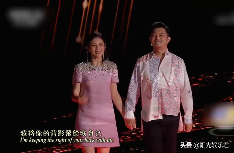 胡可回应沙溢系错扣子：买家秀与卖家秀的区别，又该心疼沙老师了